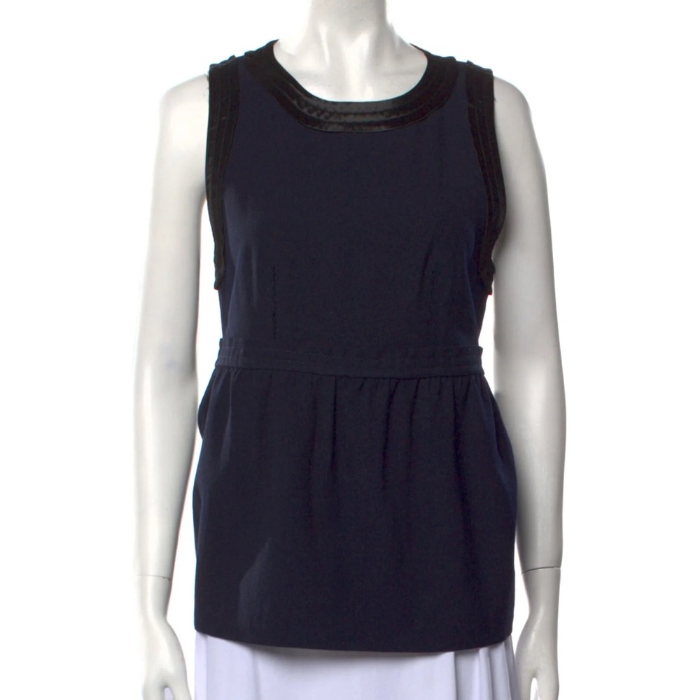MARNI
2011 Crew Neck Top
Size: US4, IT40